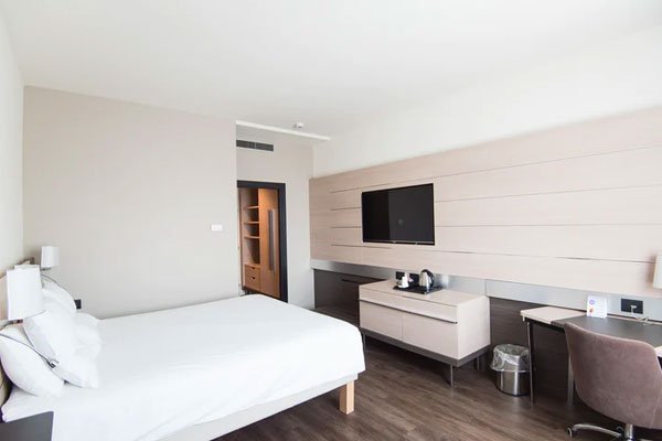 Standard Suite